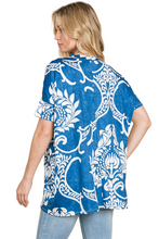 Load image into Gallery viewer, BOMBOM Printed Relaxed V-Neck Tunic Top