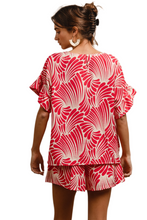 Load image into Gallery viewer, BiBi Print Woven Ruffled Sleeves Top