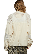 Load image into Gallery viewer, POL Printed Woven Mix Raw Hem Jacket with Lace Detail