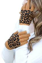 Load image into Gallery viewer, Leopard Stretch Touch Gloves