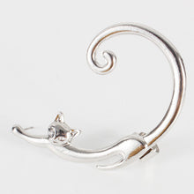 Load image into Gallery viewer, Single Piece Punk Style Cat Post Earring with Ear Cuff Rock Animal Black Stud Earring
