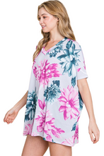 Load image into Gallery viewer, BOMBOM Floral V-Neck Short Sleeve T-Shirt

