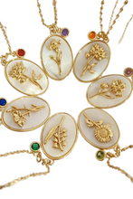 Load image into Gallery viewer, Flower Shell Pendant Copper Necklace
