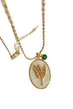 Load image into Gallery viewer, Flower Shell Pendant Copper Necklace
