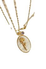 Load image into Gallery viewer, Flower Shell Pendant Copper Necklace
