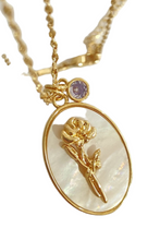 Load image into Gallery viewer, Flower Shell Pendant Copper Necklace
