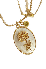 Load image into Gallery viewer, Flower Shell Pendant Copper Necklace
