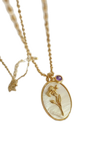 Load image into Gallery viewer, Flower Shell Pendant Copper Necklace
