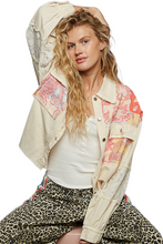 Load image into Gallery viewer, POL Printed Woven Mix Raw Hem Jacket with Lace Detail
