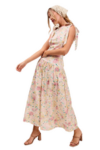 Load image into Gallery viewer, SO ME Floral Printed Woven Shoulder Bow Tie Top and Skirt Set
