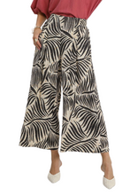 Load image into Gallery viewer, Umgee Palm Leaf Print Wide Leg Culotte Pants
