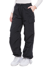 Load image into Gallery viewer, Loose Fit Parachute Cargo Pants
