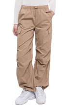 Load image into Gallery viewer, Loose Fit Parachute Cargo Pants
